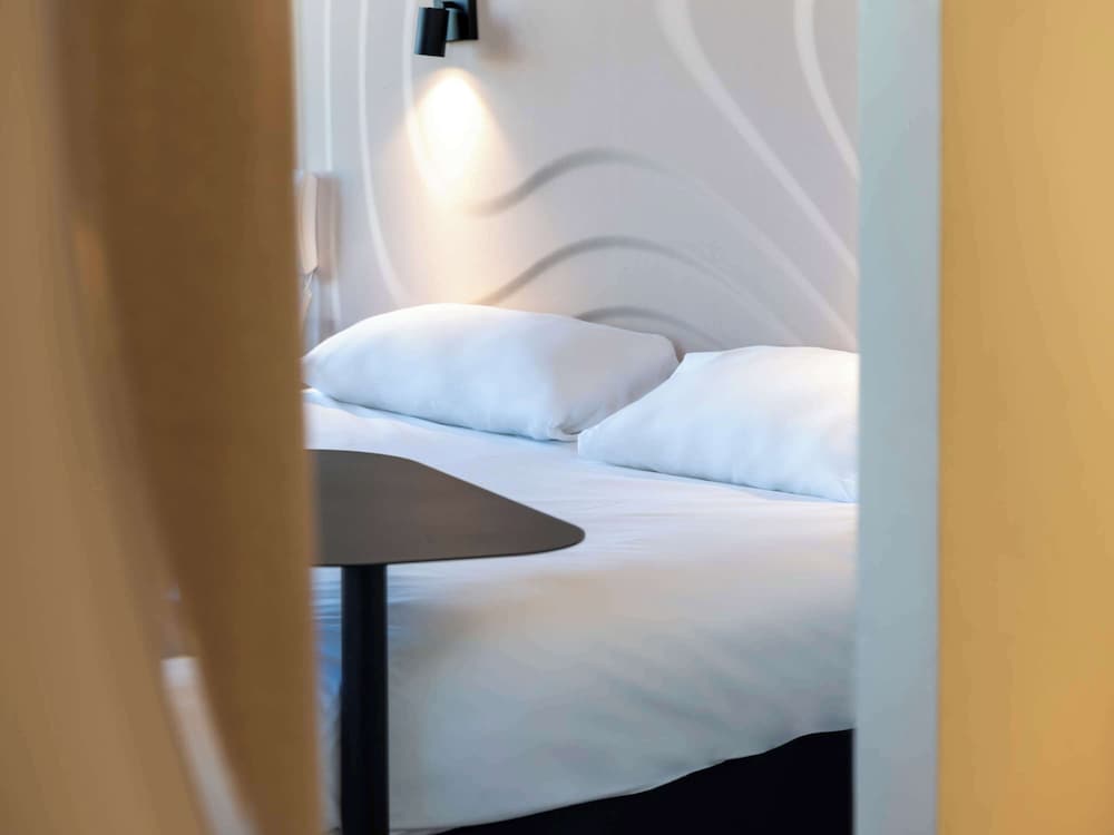 ibis styles cabries aix en provence tgv