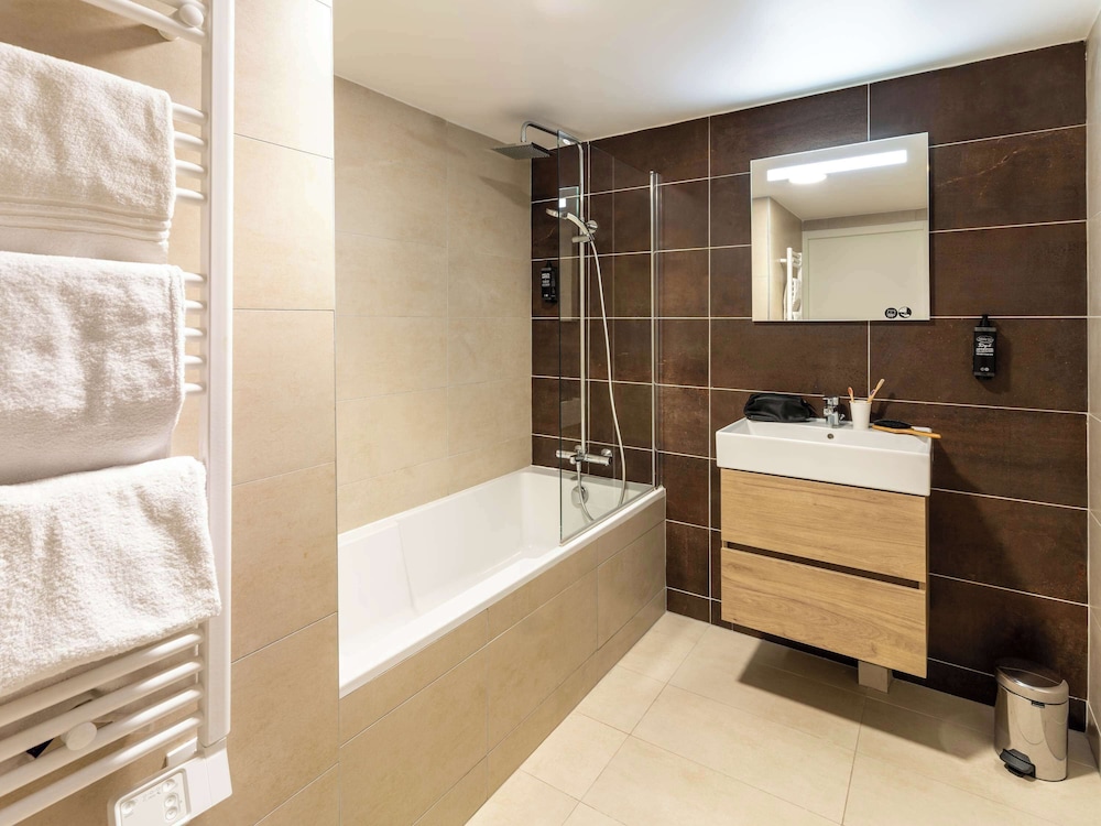 ibis styles cabries aix en provence tgv