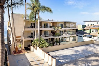 pacific edge hotel