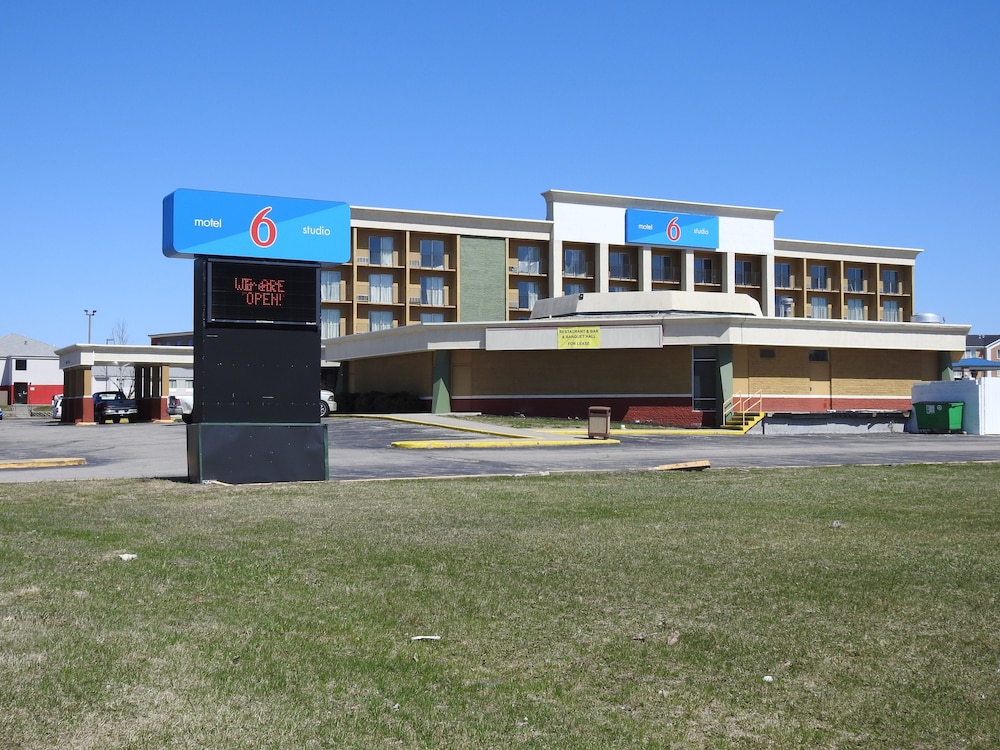 motel 6 lincoln ne airport