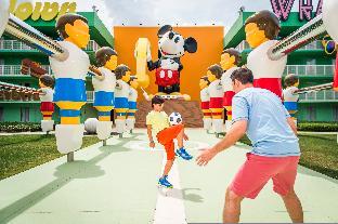 disneys pop century resort