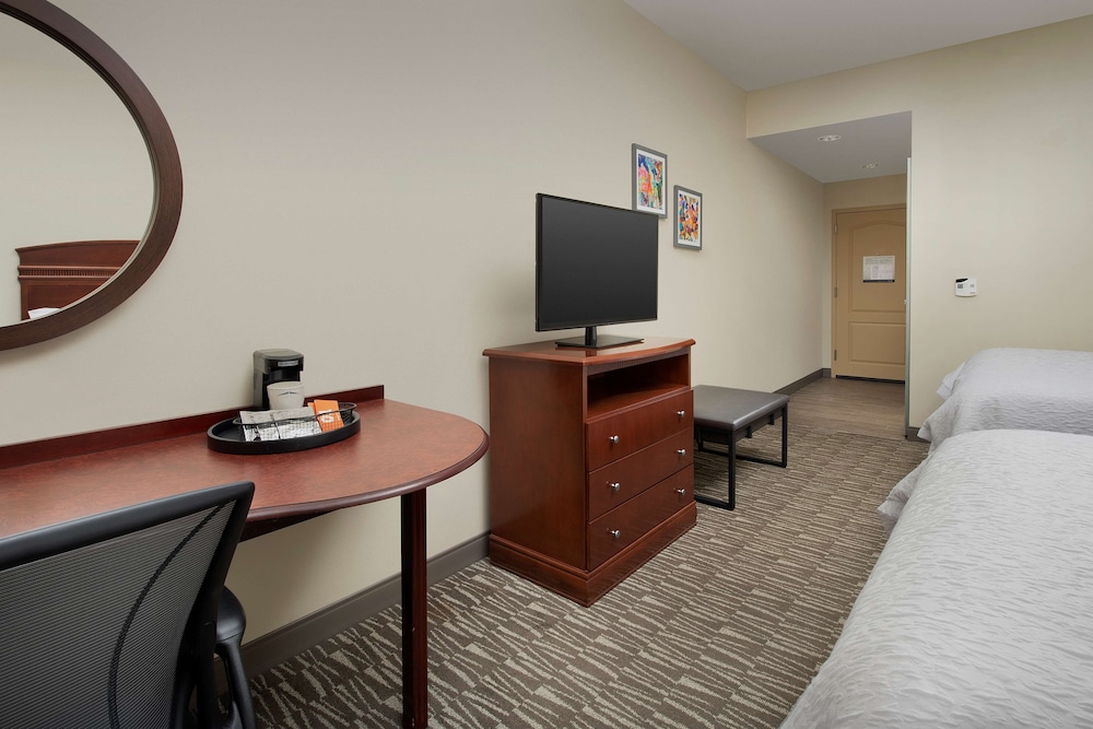 hampton inn and suites lakeland south polk parkway