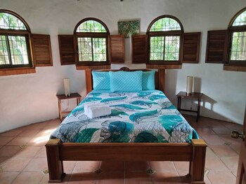 hotel planeta sano