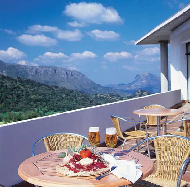 hotel fuerte grazalema