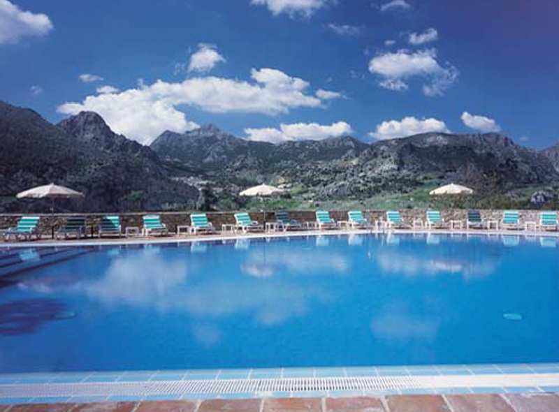 hotel fuerte grazalema