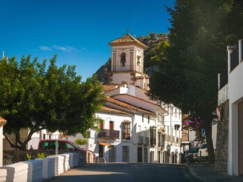 hotel fuerte grazalema