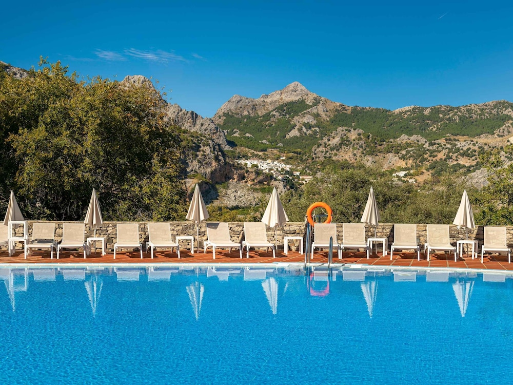 hotel fuerte grazalema