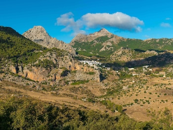 hotel fuerte grazalema