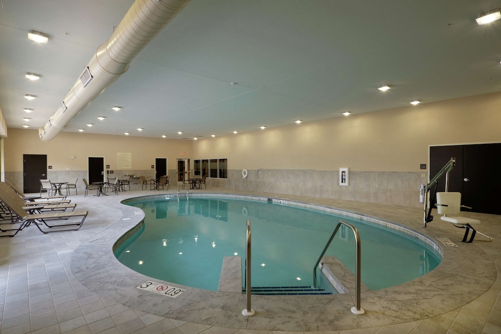hampton inn green bay downtown