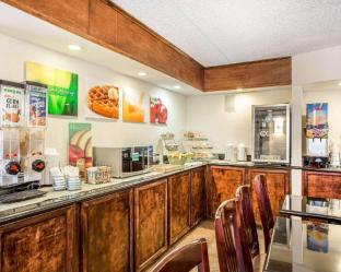 quality inn and suites coliseum