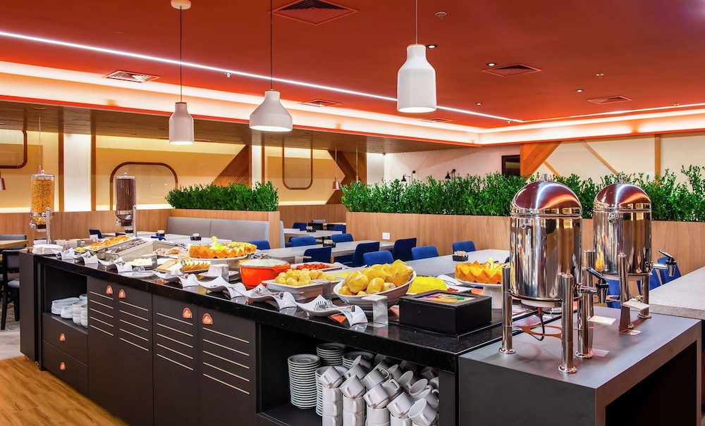 hampton by hilton guarulhos airport