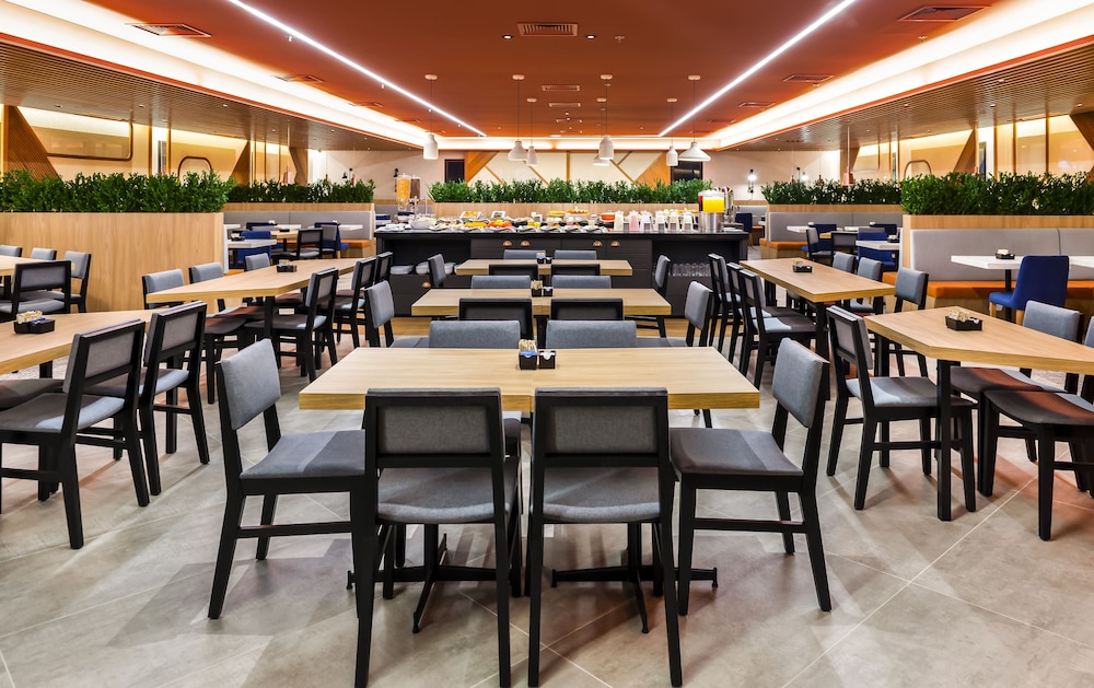 hampton by hilton guarulhos airport