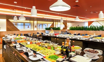hampton by hilton guarulhos airport