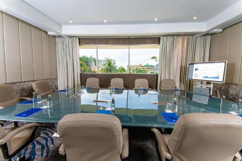 hilton colon guayaquil