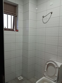 jb suites and lounge