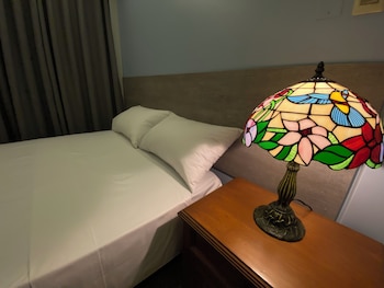 izza hotel