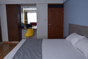 izza hotel
