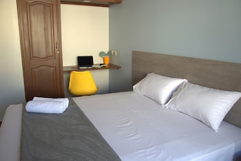 izza hotel
