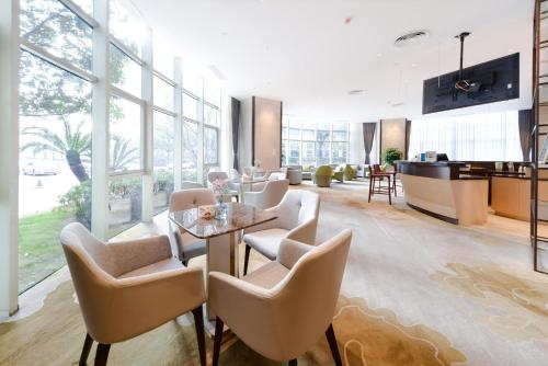 holiday inn hangzhou xiaoshan by ihg