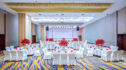 holiday inn hangzhou xiaoshan by ihg