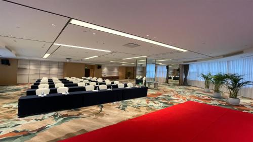 holiday inn hangzhou xiaoshan by ihg