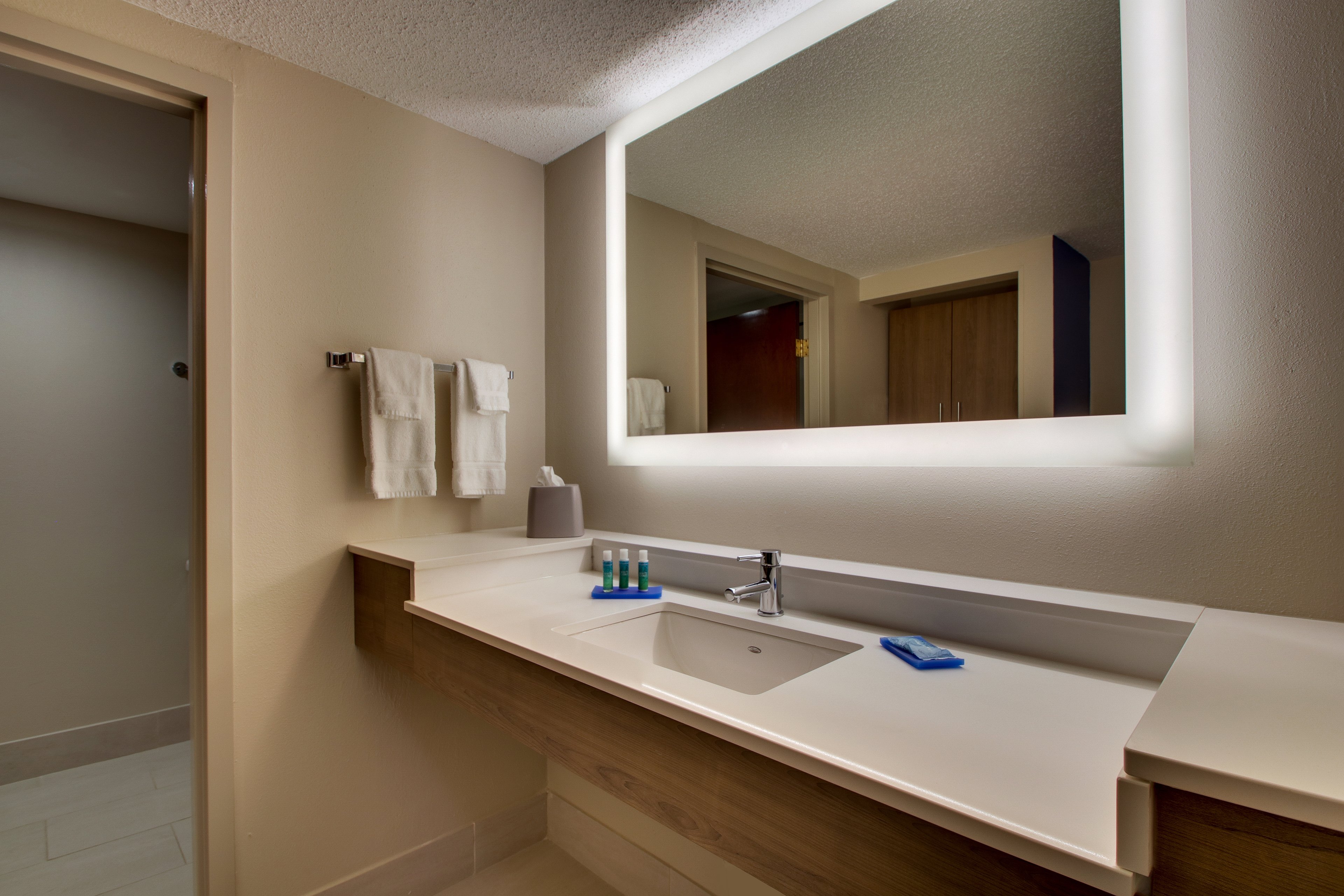 holiday inn express horse cave by ihg