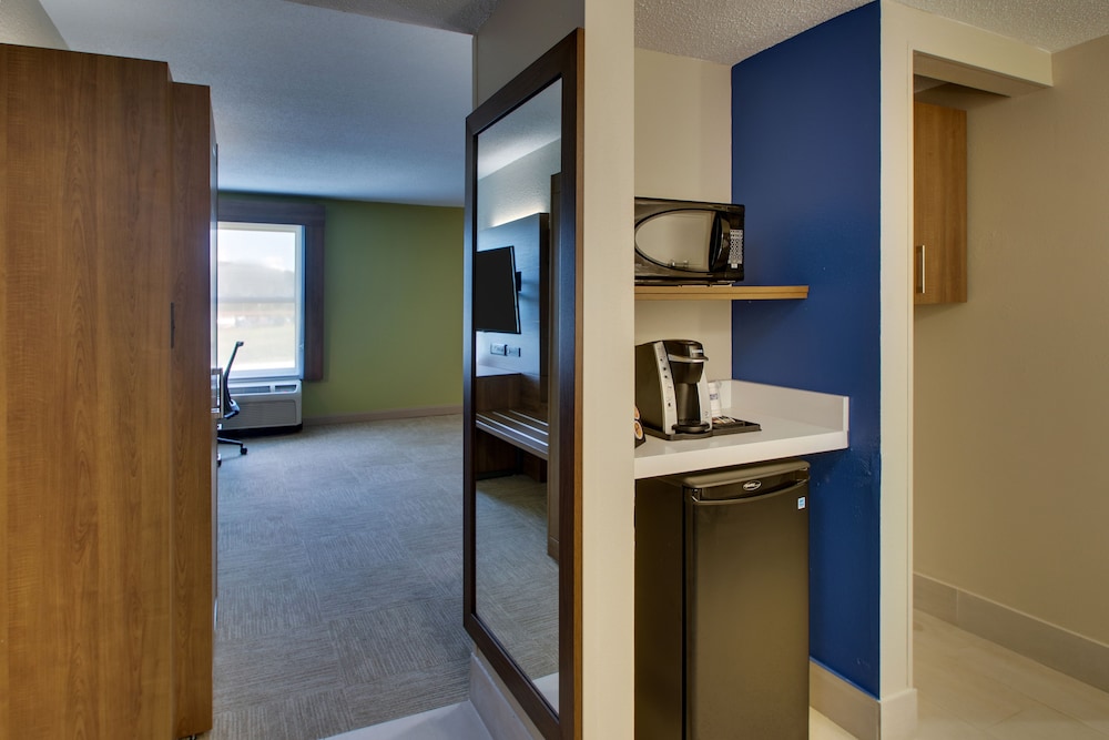 holiday inn express horse cave by ihg