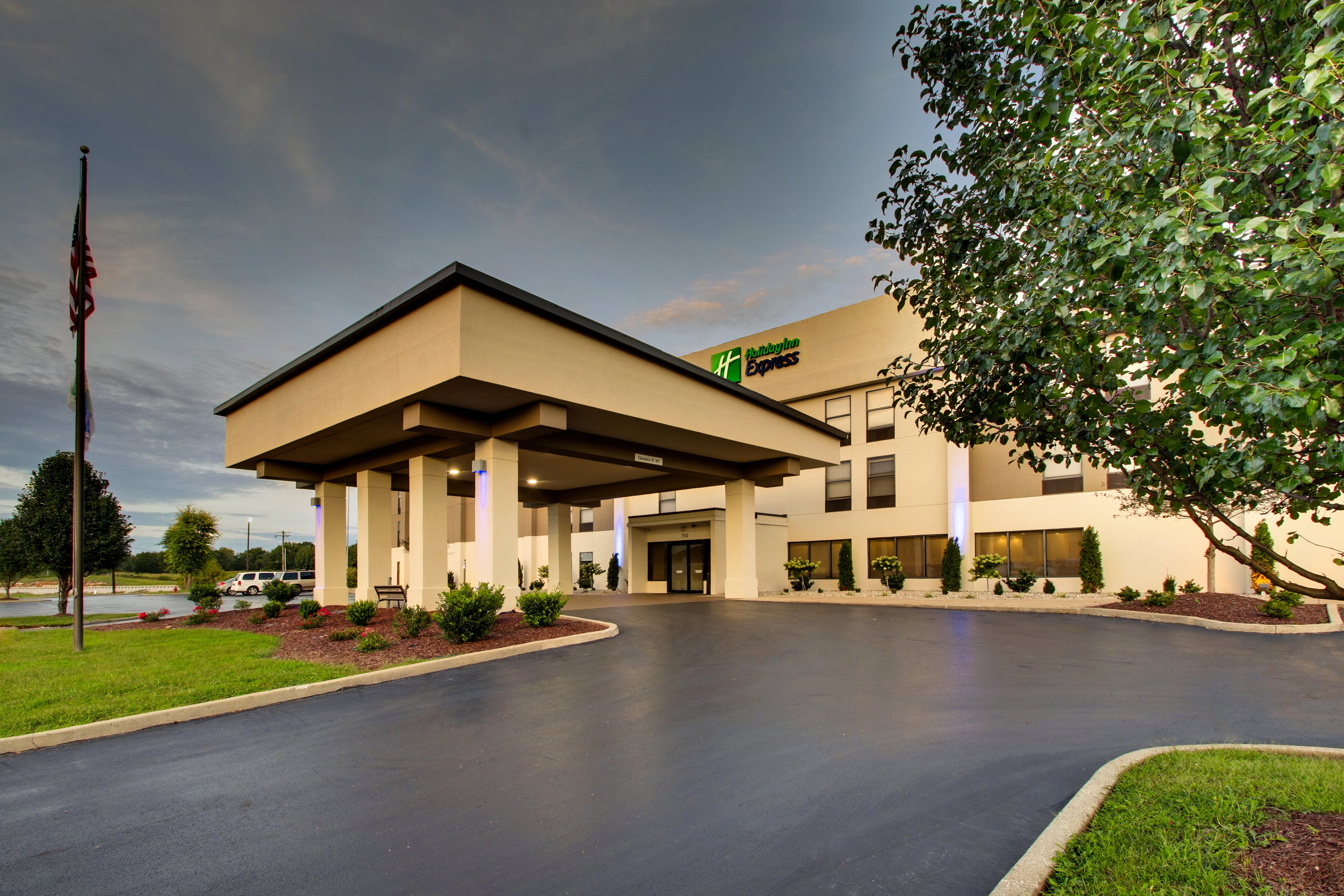 holiday inn express horse cave by ihg