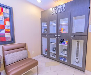 Candlewood Suites Houston I-10 East By Ihg,Houston County>>Downtown Houston,3 star