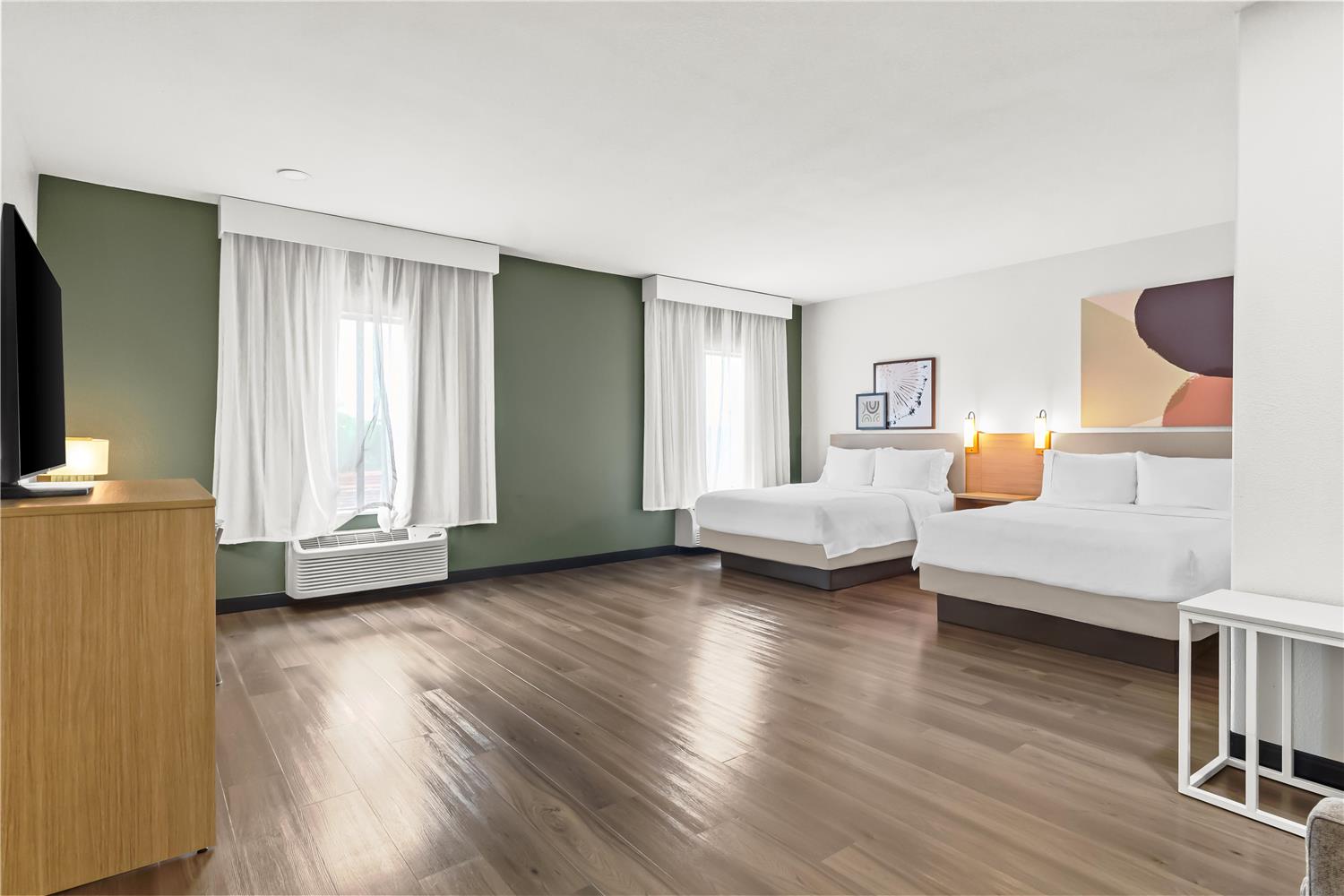 spark by hilton houston hobby airport