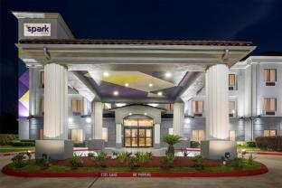 spark by hilton houston hobby airport