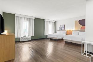 spark by hilton houston hobby airport