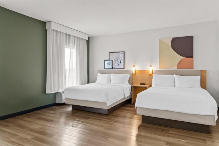 spark by hilton houston hobby airport