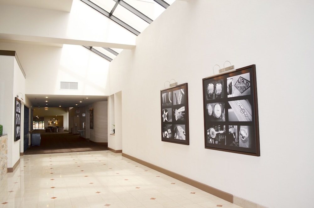 doubletree by hilton houston hobby airport