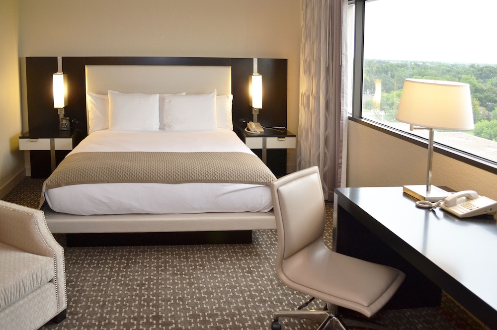 doubletree by hilton houston hobby airport