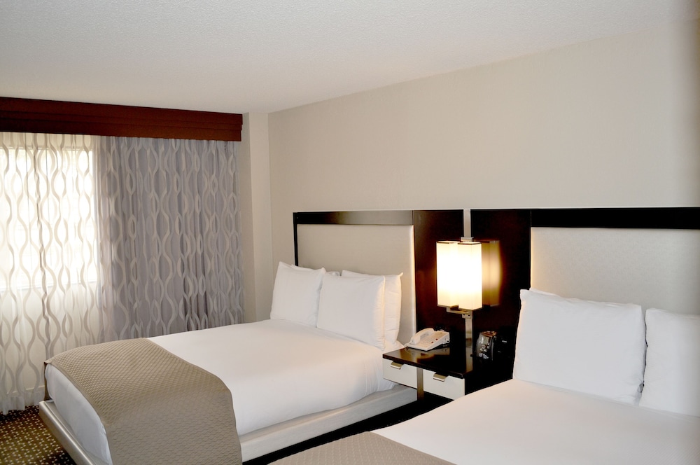 doubletree by hilton houston hobby airport