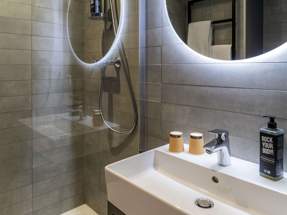 ibis saint paul trois chateaux