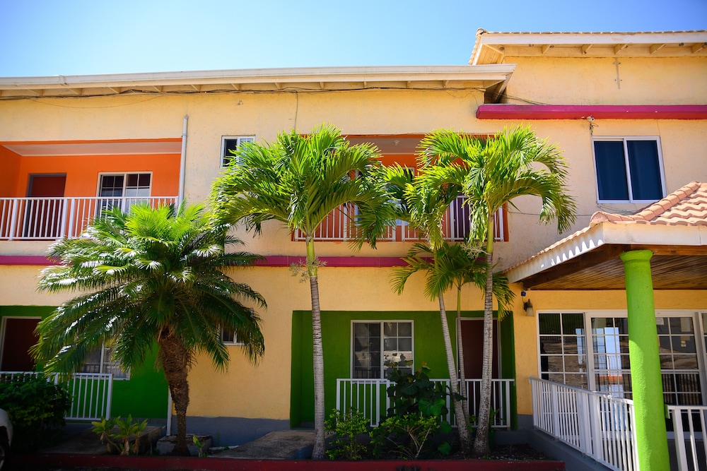 sea coast inn and suites