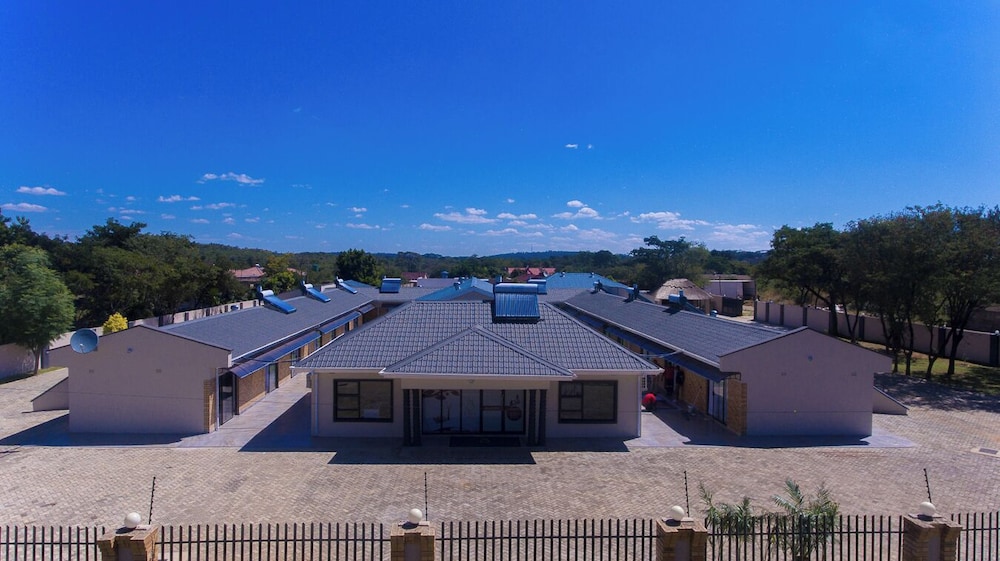 olive comfort luxury suites