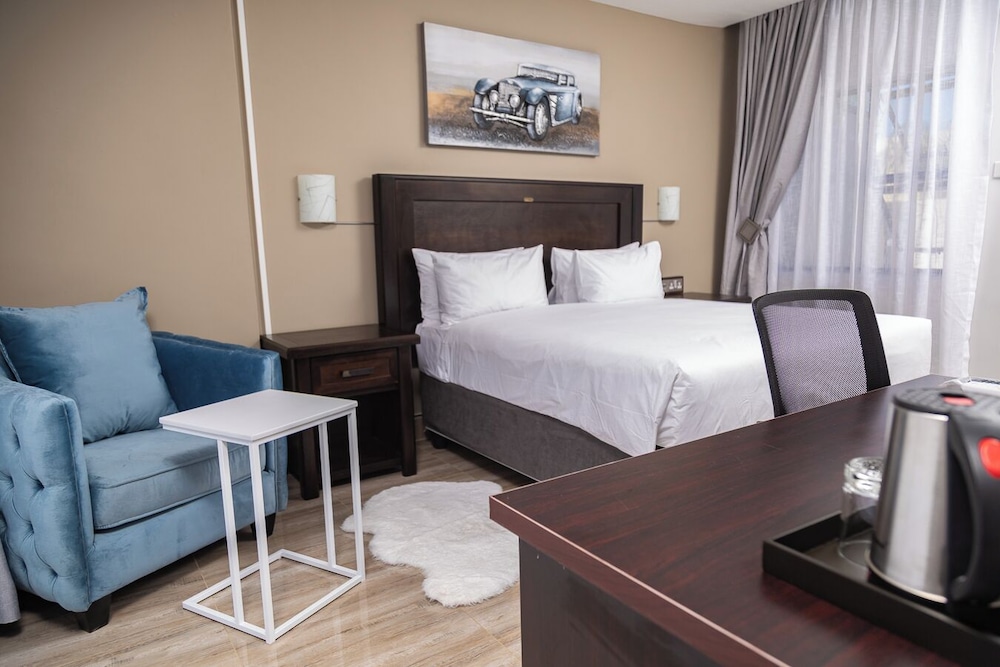 olive comfort luxury suites