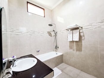 wisata bintang hotel