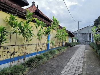 wisata bintang hotel