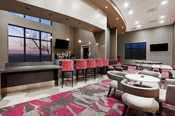 Hampton Inn & Suites Oakland Airport-Alameda,Oakland>>Alameda,3 star