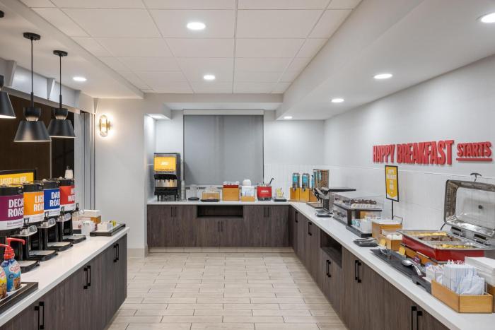 hampton inn and suites oakland airport alameda
