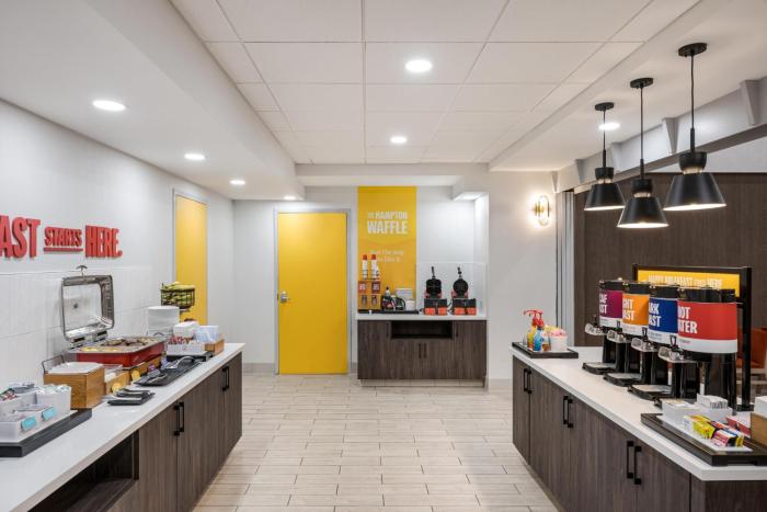 hampton inn and suites oakland airport alameda