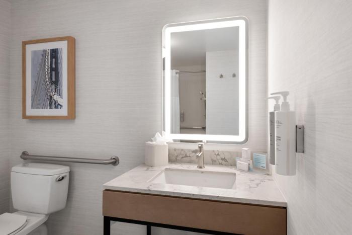 hampton inn and suites oakland airport alameda