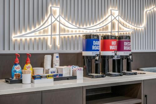 hampton inn and suites oakland airport alameda