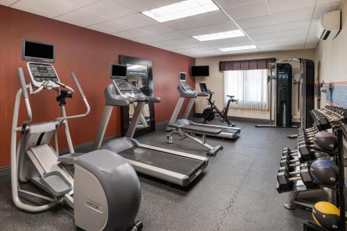 hampton inn and suites oakland airport alameda