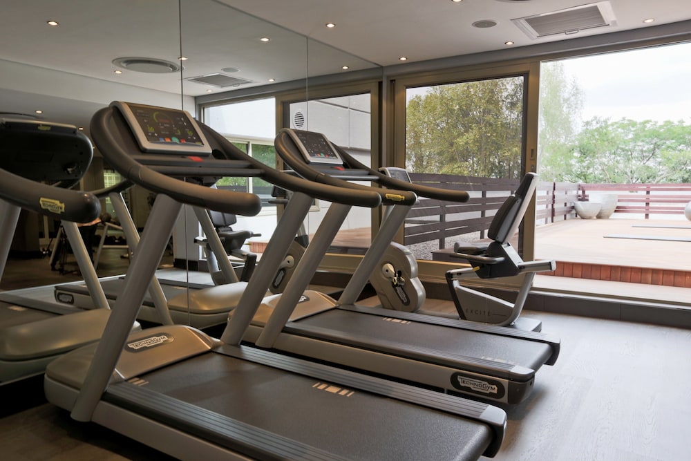 the maslow hotel sandton