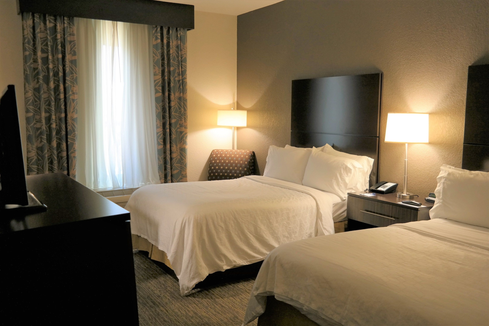 holiday inn express fredericksburg southpoint by ihg